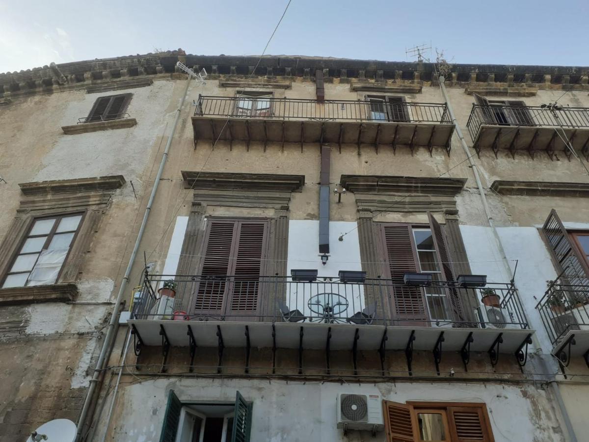Casa Dei Sogni Apartment Palermo Luaran gambar